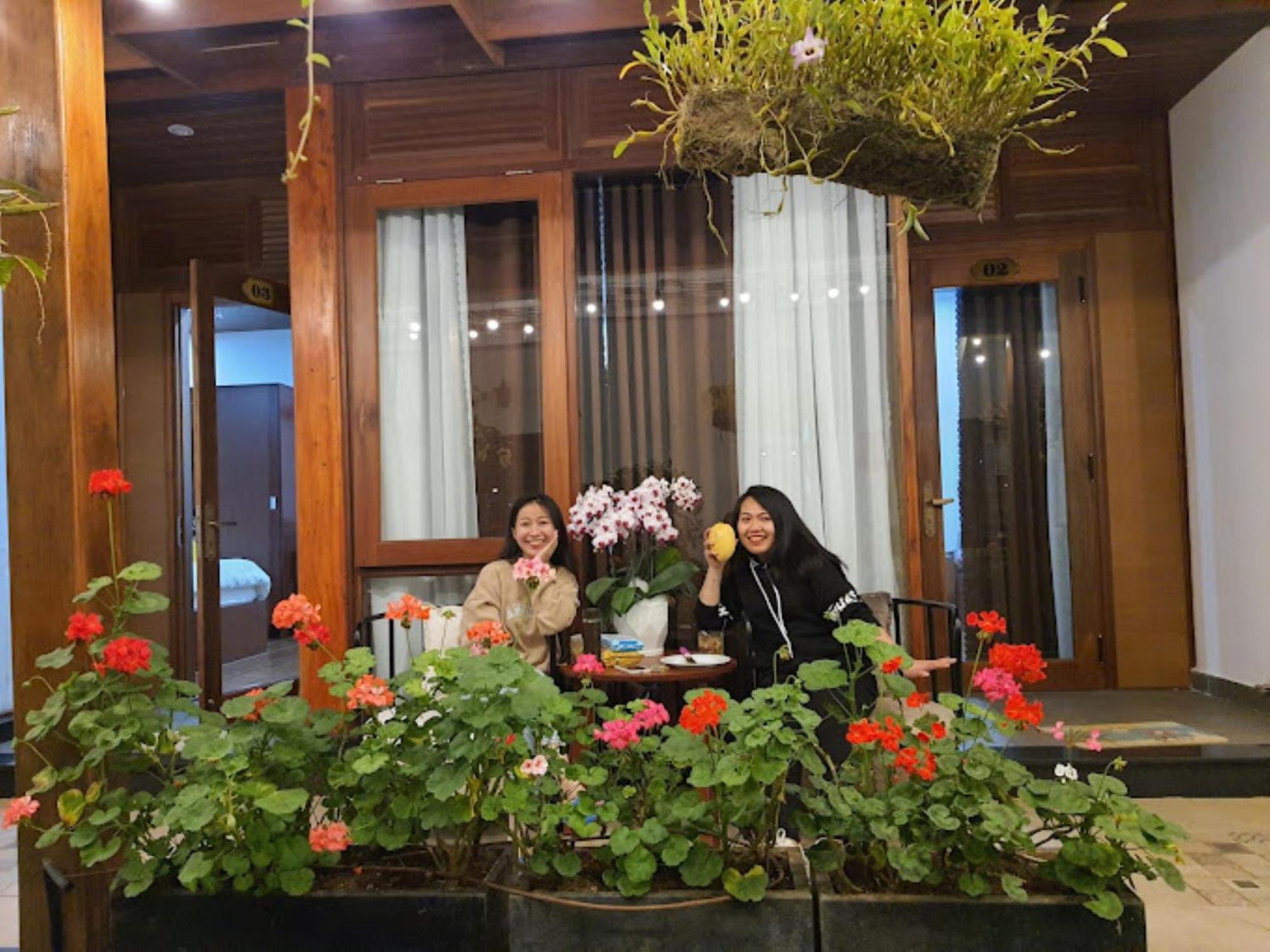 Vuon Tra Homestay Mang Den Kon Von Kla Exterior foto